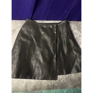 Nordstrom Girls Faux Leather Skirt Black Size 8/10 Slight Shimmer Undershorts